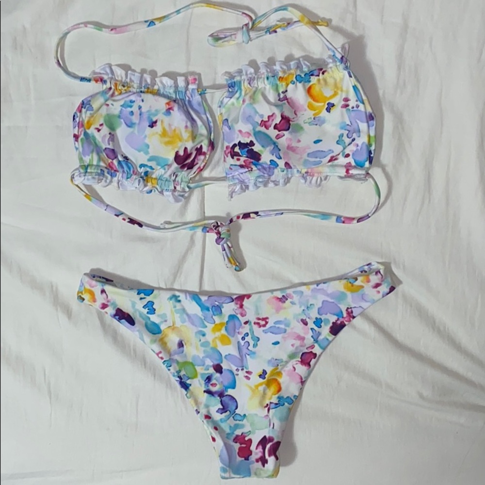 Bikini Set - Picture 3 of 3